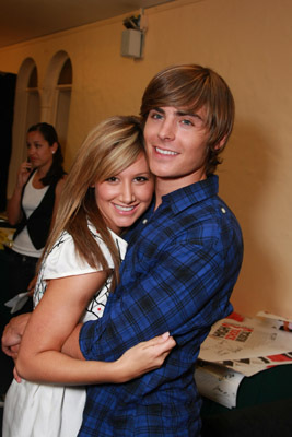 Ashley Tisdale and Zac Efron at event of High School Musical 3: Senior Year (2008)