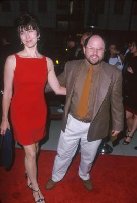 Jason Alexander and Daena E. Title at event of Tomo Krauno afera (1999)