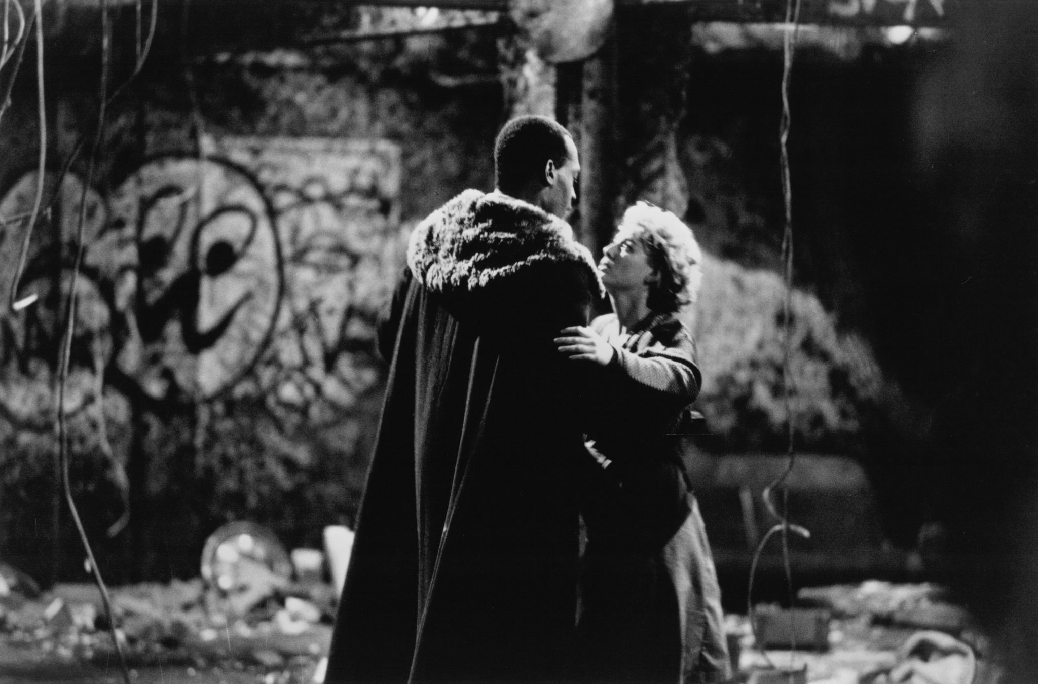 Still of Virginia Madsen and Tony Todd in Candyman (1992)