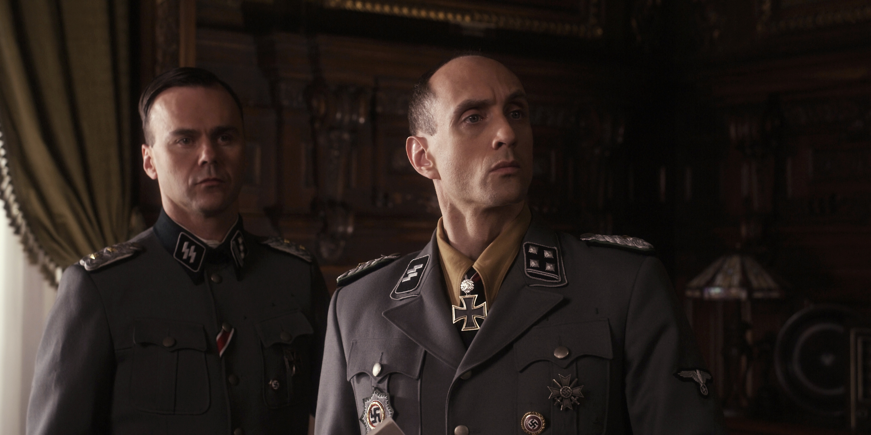 Still of Charles Hubbell and Patrick Toomey in Walking with the Enemy (2013)