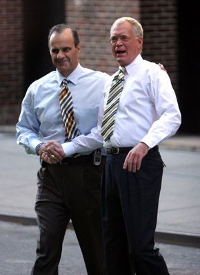 David Letterman and Joe Torre at event of Late Show with David Letterman (1993)