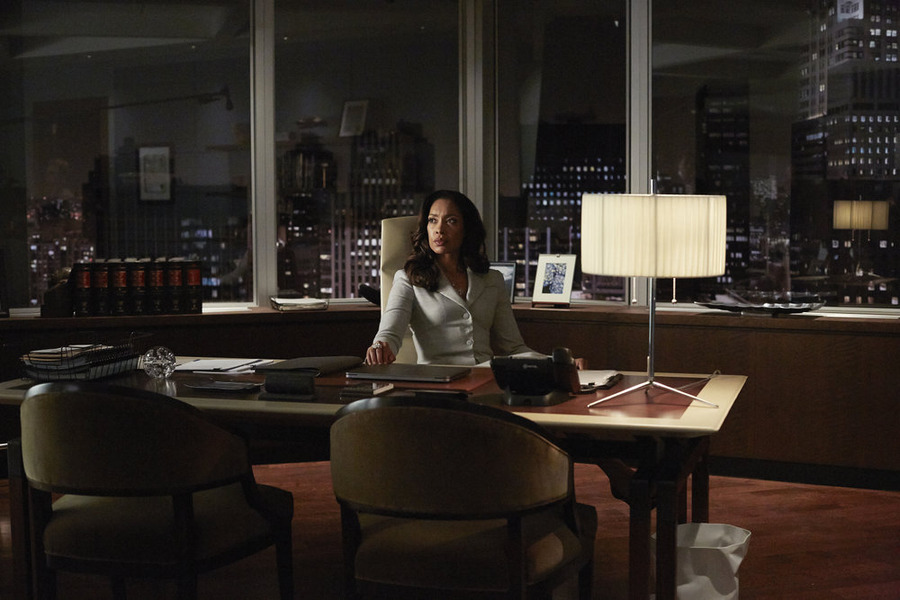 Still of Gina Torres in Suits (2011)
