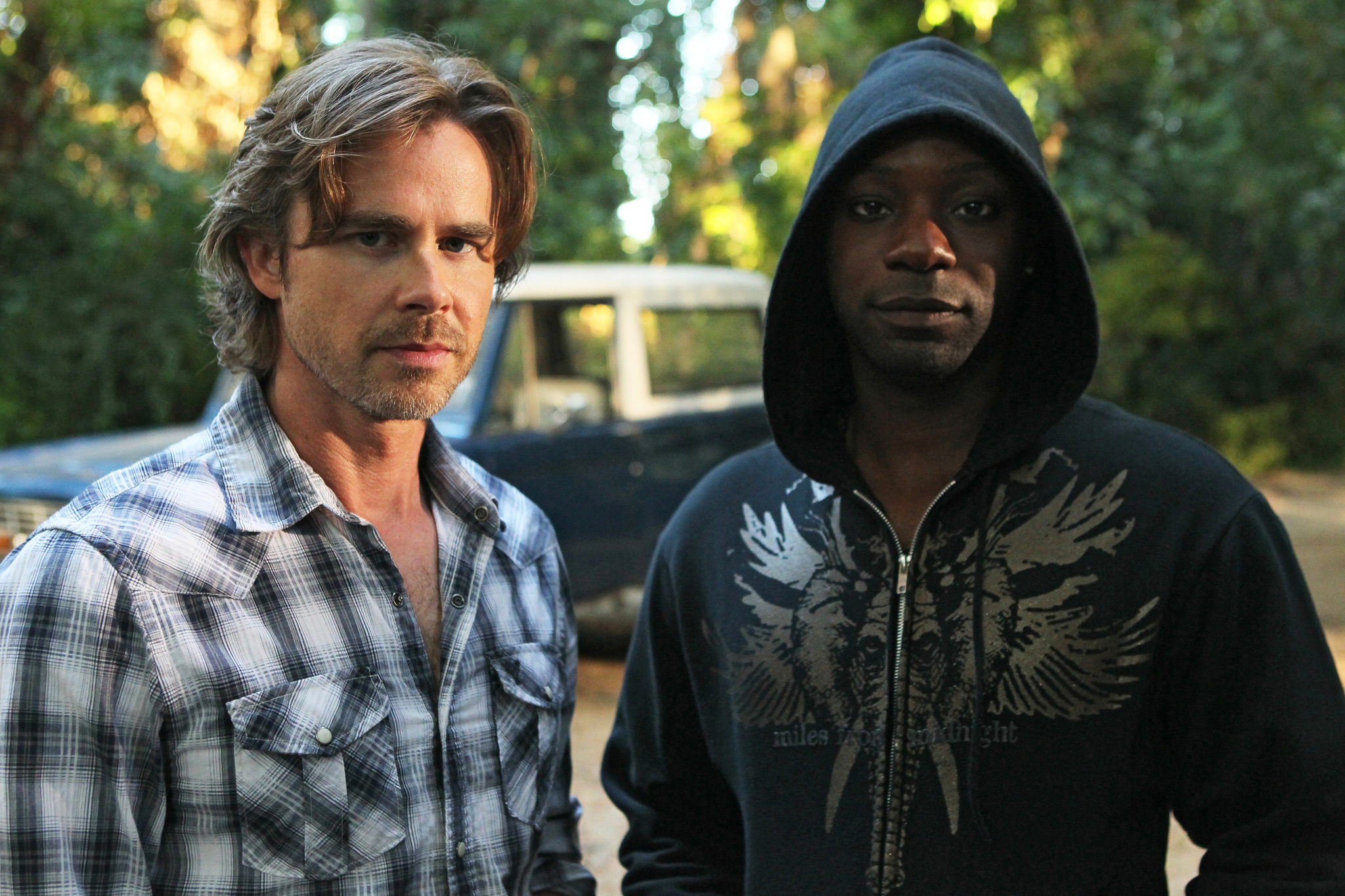 Still of Sam Trammell and Nelsan Ellis in Tikras kraujas (2008)