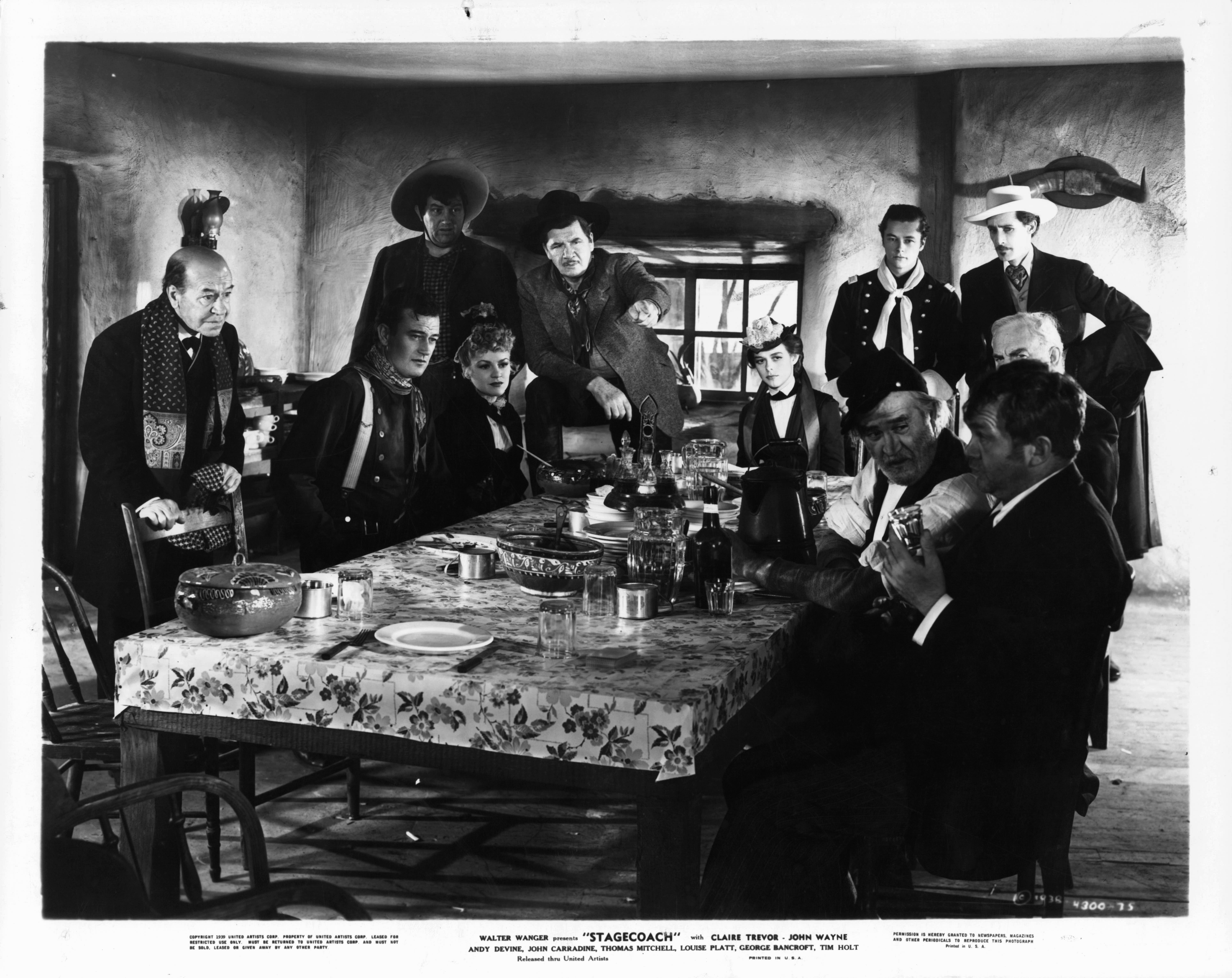 Still of John Wayne, John Carradine, George Bancroft, Andy Devine, Donald Meek, Thomas Mitchell and Claire Trevor in Stagecoach (1939)