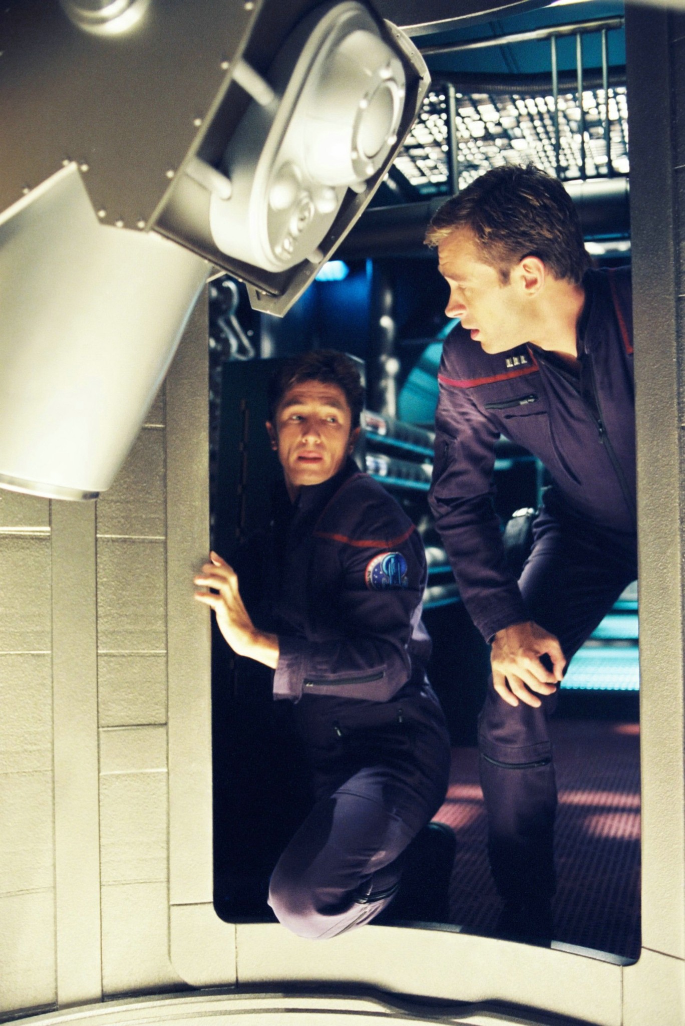 Still of Dominic Keating and Connor Trinneer in Enterprise (2001)