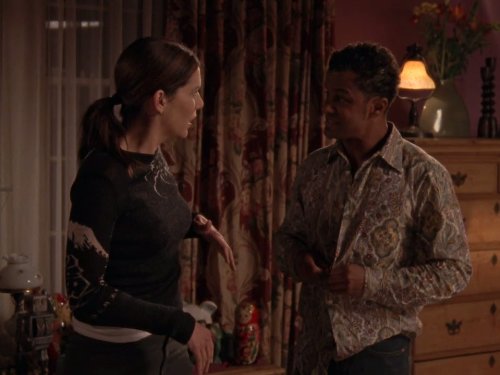 Still of Lauren Graham and Yanic Truesdale in Gilmore Girls (2000)