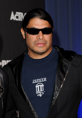 Robert Trujillo at event of Call of Duty: Black Ops (2010)