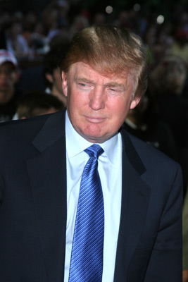 Donald Trump at event of Pasauliu karas (2005)