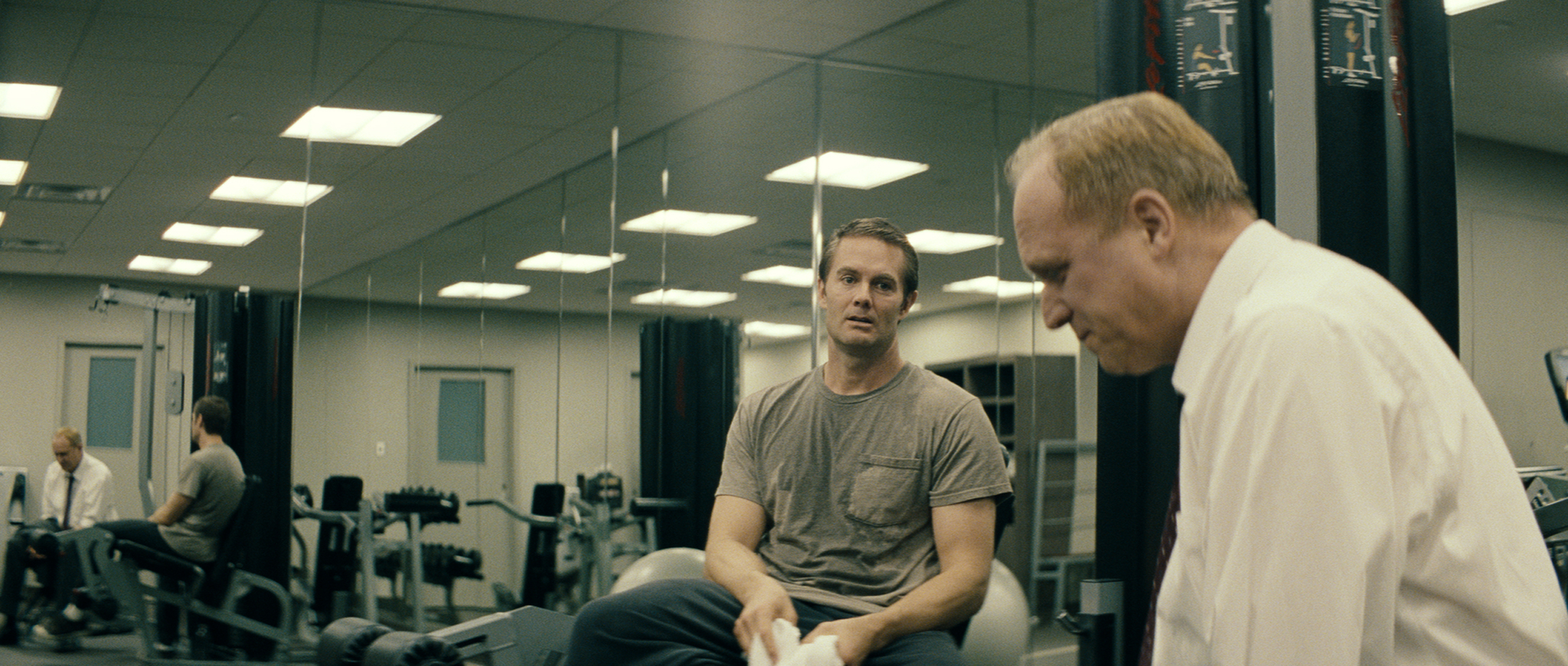 Still of Garret Dillahunt and Ulrich Tukur in Houston (2013)