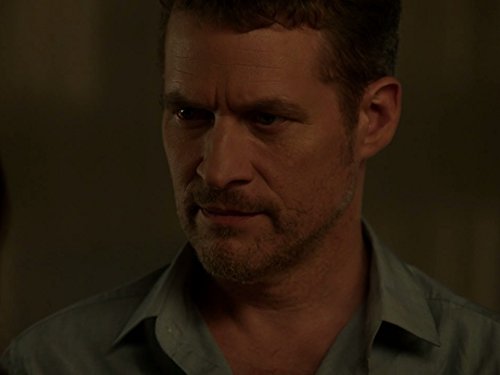 Still of James Tupper in Kerstas (2011)