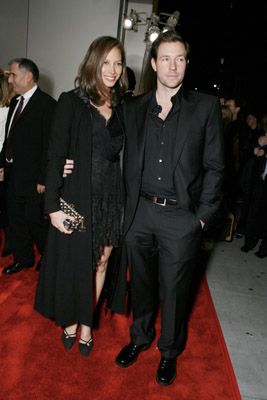 Edward Burns and Christy Turlington at event of The Holiday (2006)