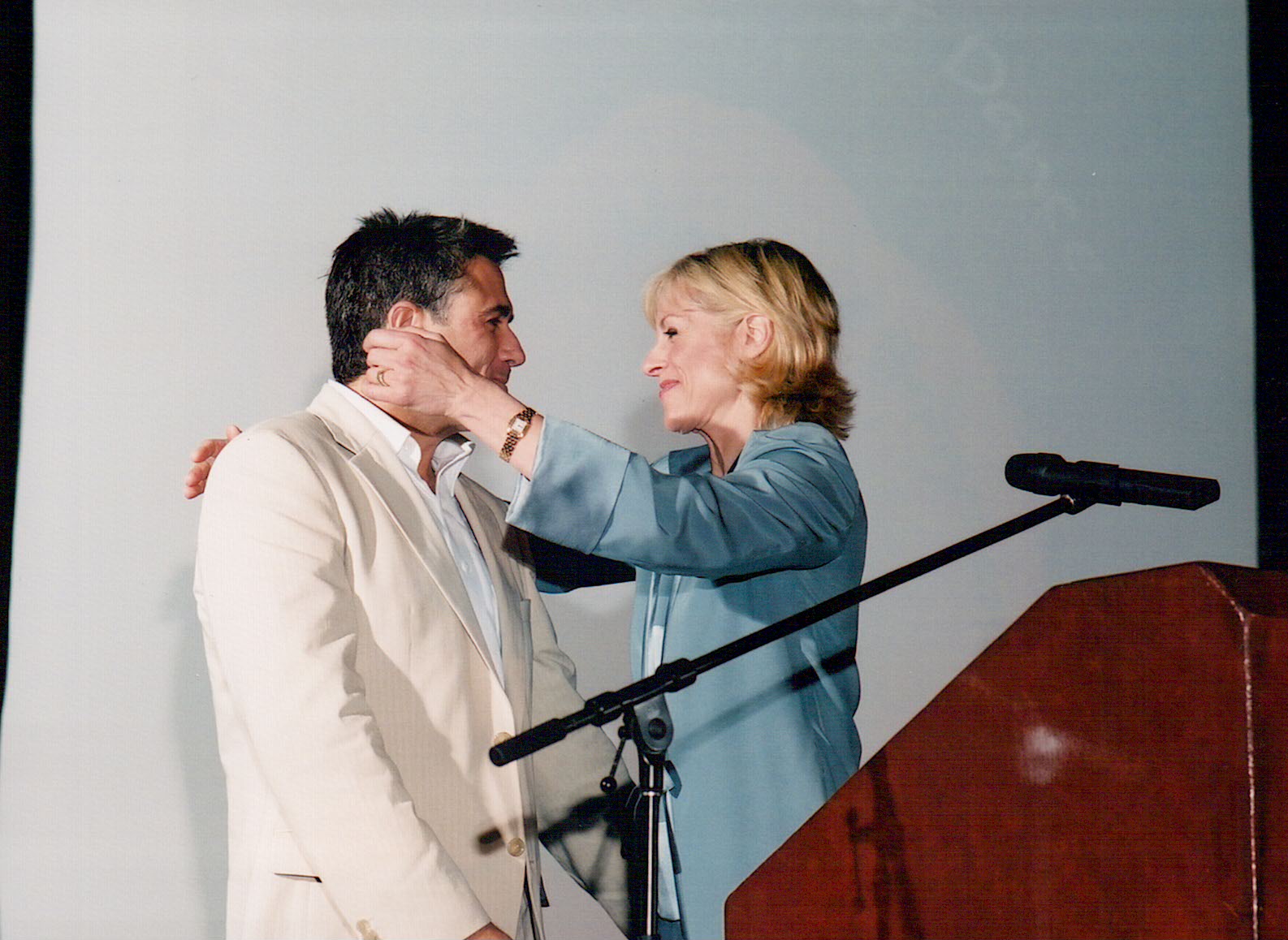 Judith Light presenting her friend and fellow activist actor Steve Tyler with the GUARDIAN OF JUSTICE AWARD