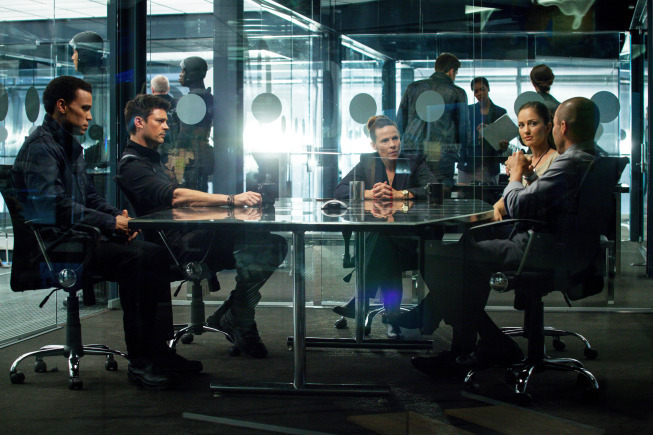 Still of Lili Taylor, Michael Irby, Karl Urban, Michael Ealy and Minka Kelly in Almost Human (2013)