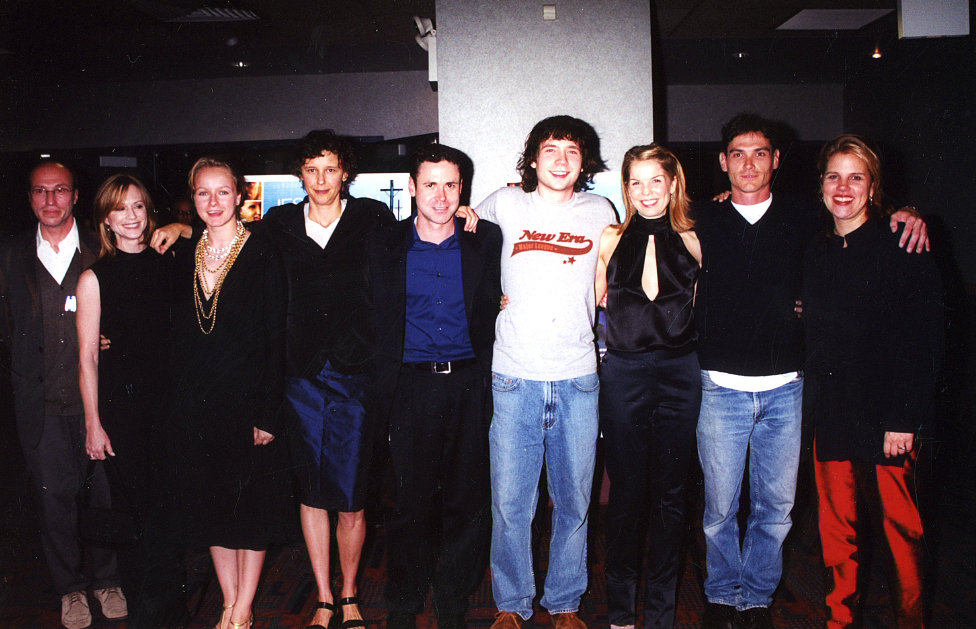 Holly Hunter, Billy Crudup, Elizabeth Cuthrell, Lydia Dean Pilcher, Alison Maclean, Samantha Morton, Mark Urman, David Urrutia and Mark Webber in Jesus' Son (1999)