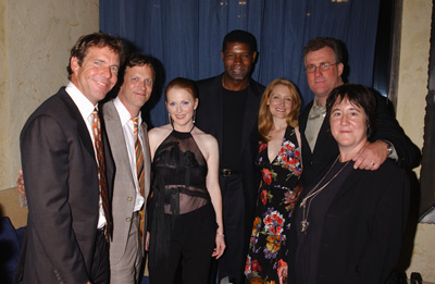 Julianne Moore, Dennis Quaid, Todd Haynes, Patricia Clarkson, Dennis Haysbert, David Linde and Christine Vachon at event of Far from Heaven (2002)