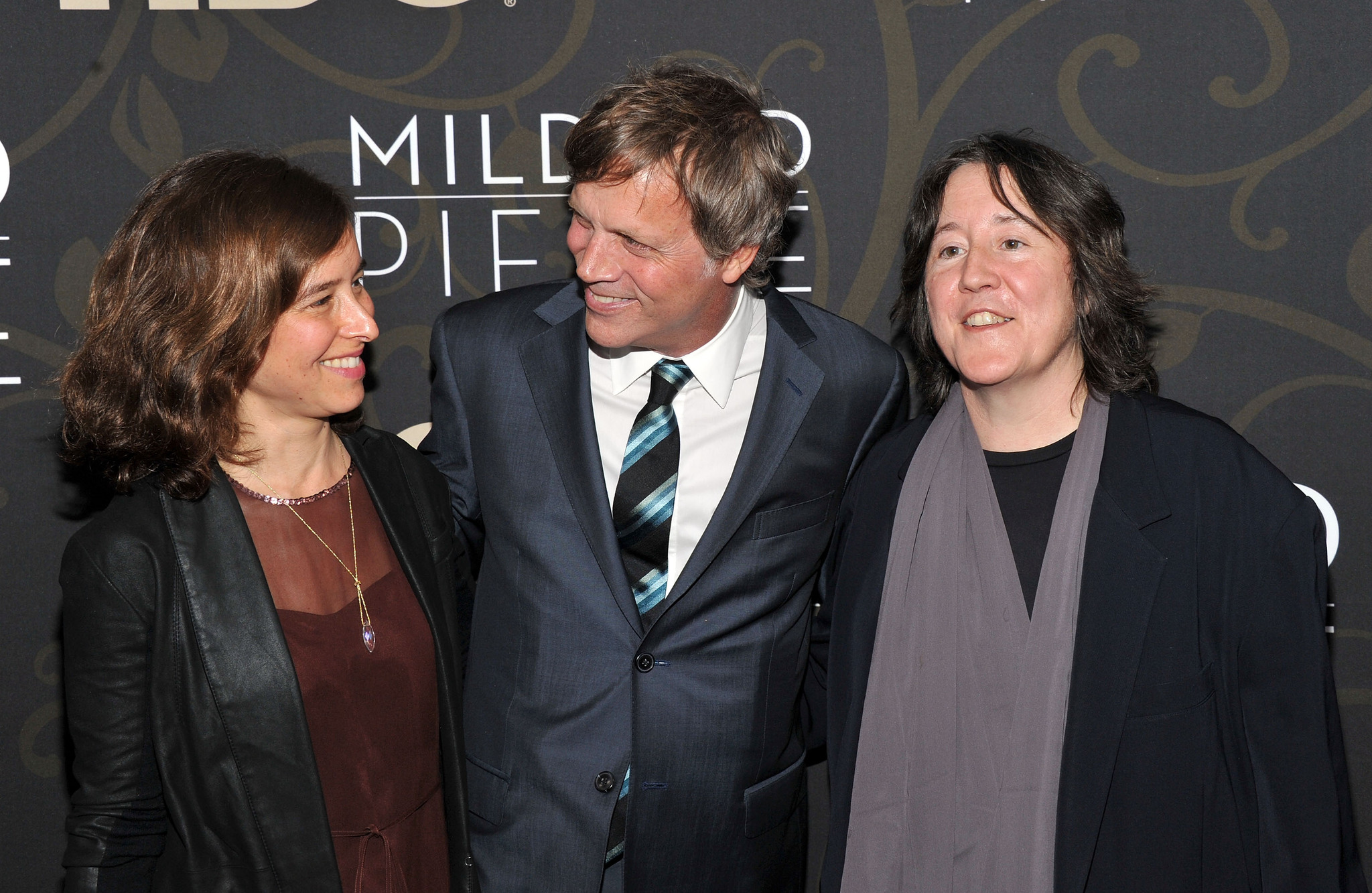 Todd Haynes, Pamela Koffler and Christine Vachon at event of Mildred Pierce (2011)