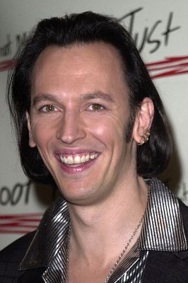 Steve Valentine at event of Just Shoot Me! (1997)