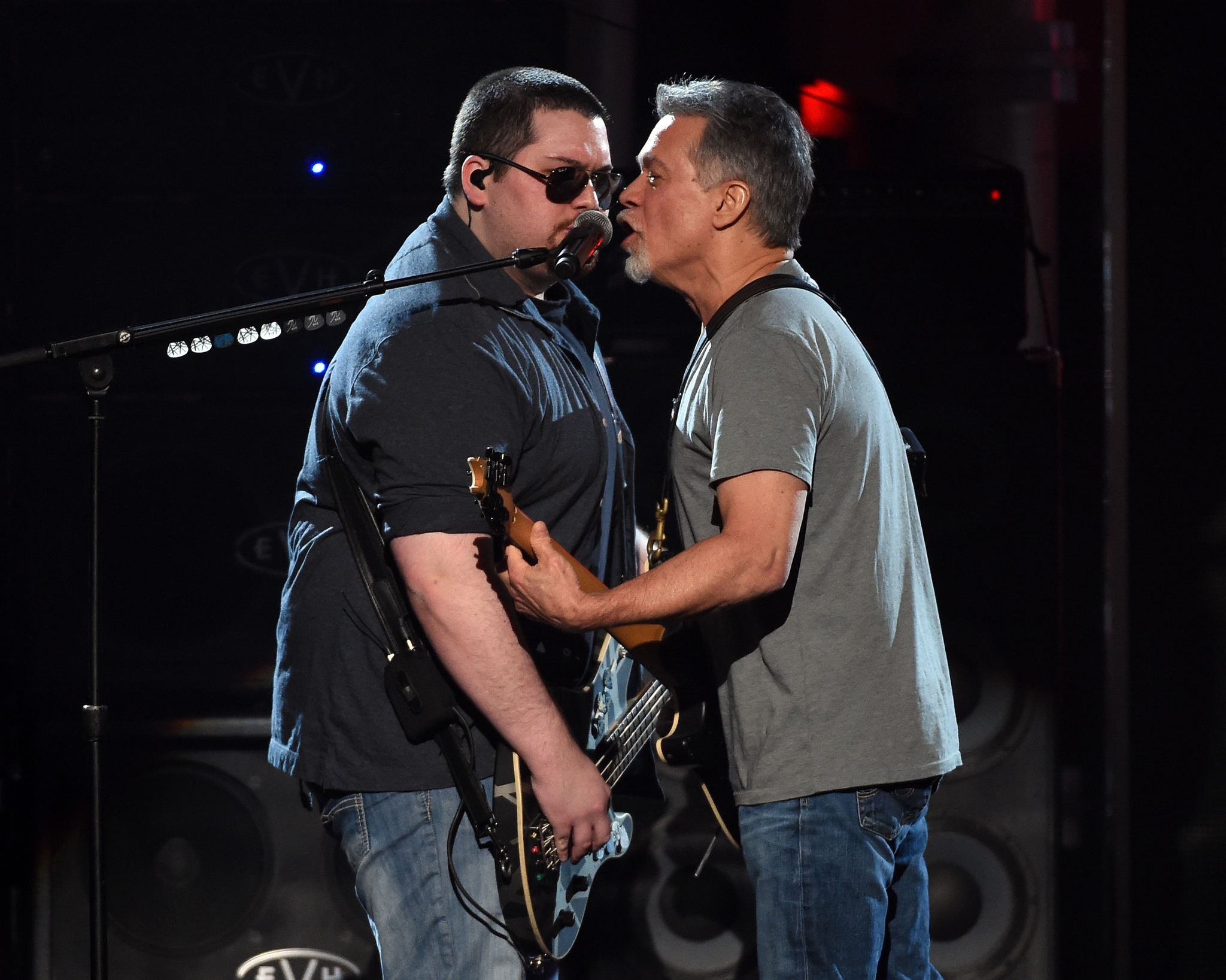 Edward Van Halen, Van Halen and Wolfgang Van Halen at event of 2015 Billboard Music Awards (2015)