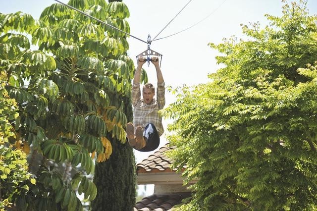 Still of Brian Van Holt in Cougar Town (2009)