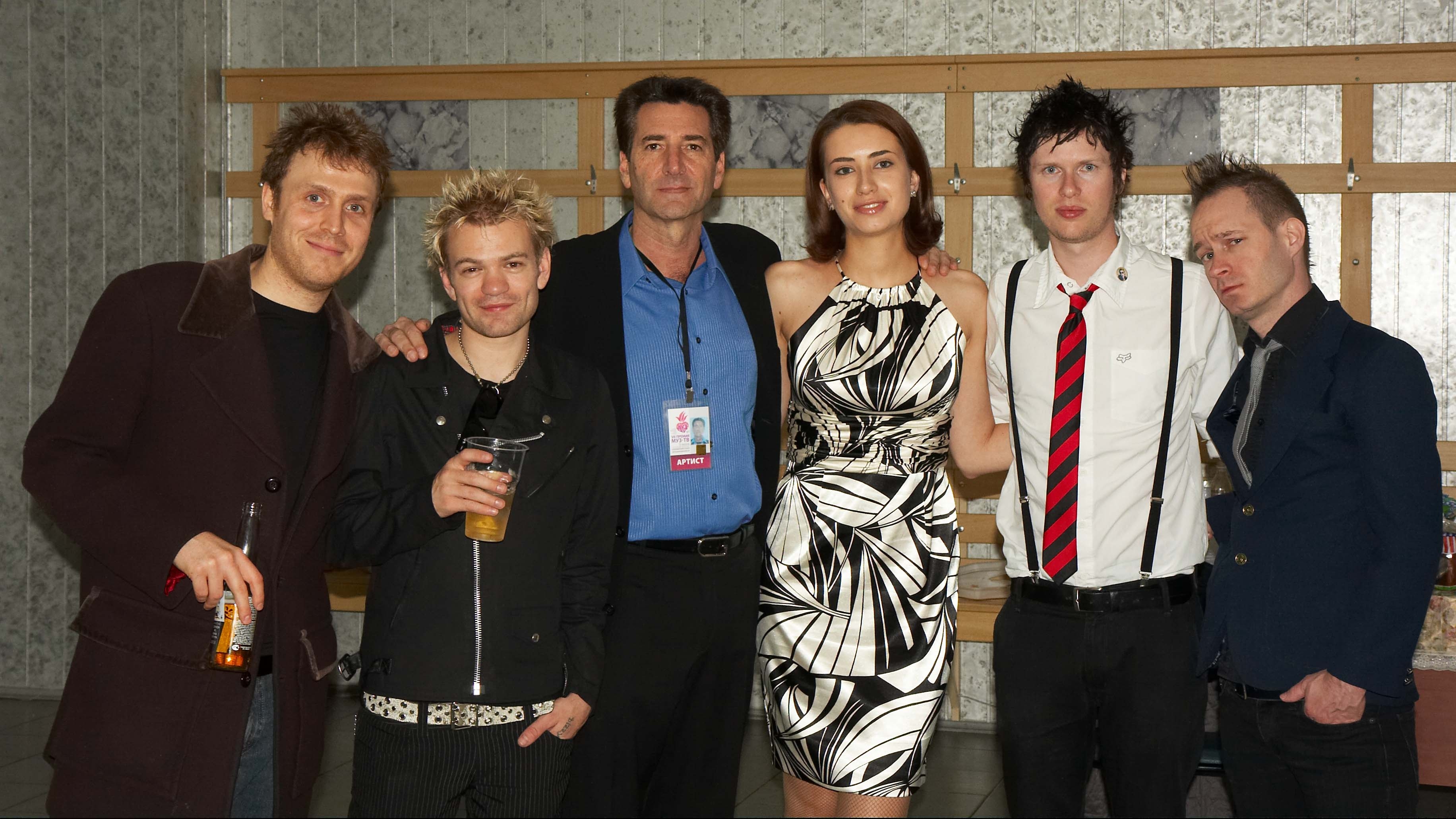 Bob Van Ronkel, Masha Legostayeva and Sum 41 at the Muz TV Awards Show in Moscow.