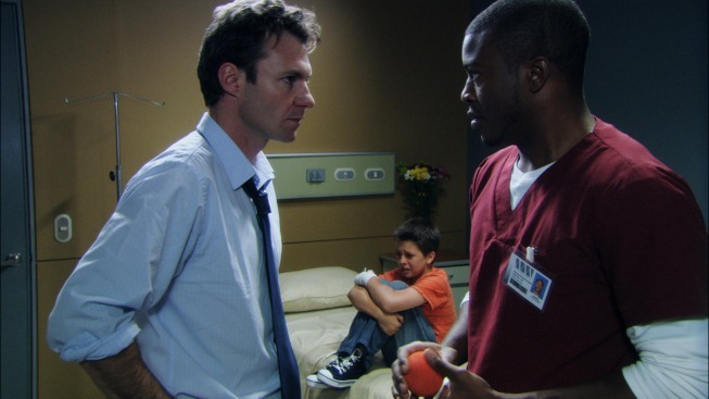 Still of Chris Vance and Billy Unger in Mental (2009)