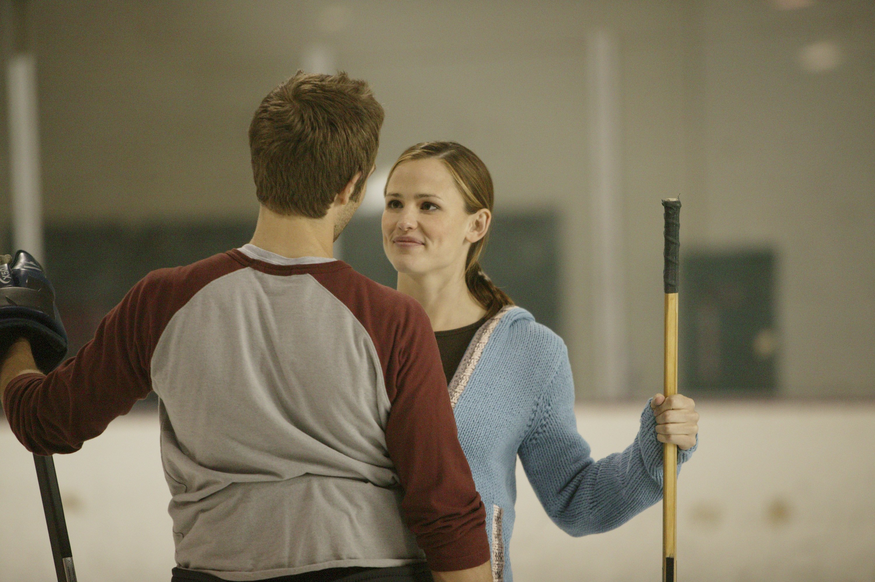 Still of Jennifer Garner and Michael Vartan in Alias (2001)