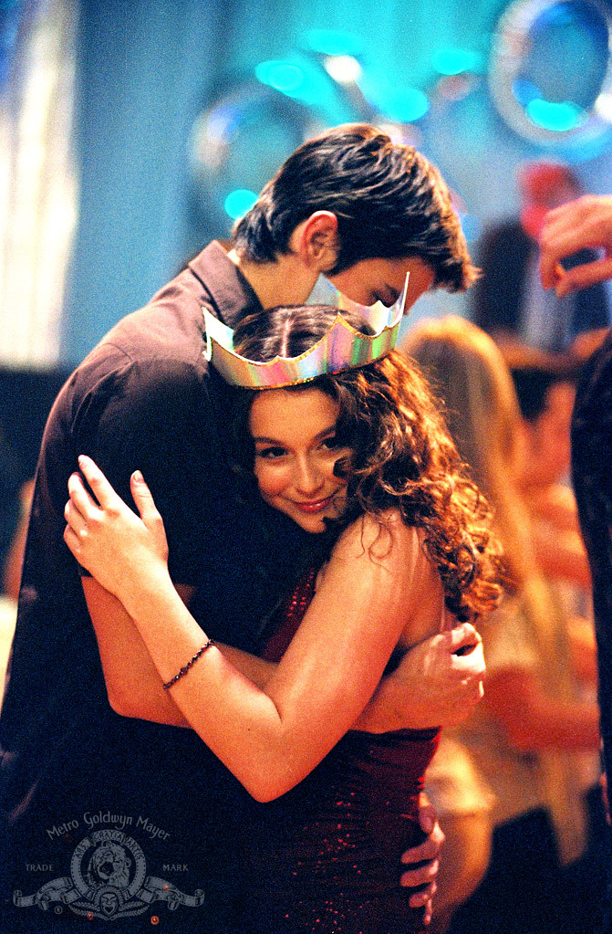 Still of Sean Faris and Alexa PenaVega in Sleepover (2004)