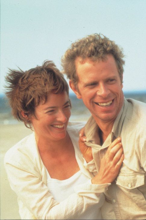 Still of Pascale Bussières and Jean-Nicolas Verreault in La turbulence des fluides (2002)