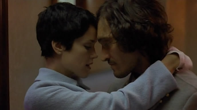 Tricia Vessey and Vincent Gallo in Trouble Every Day