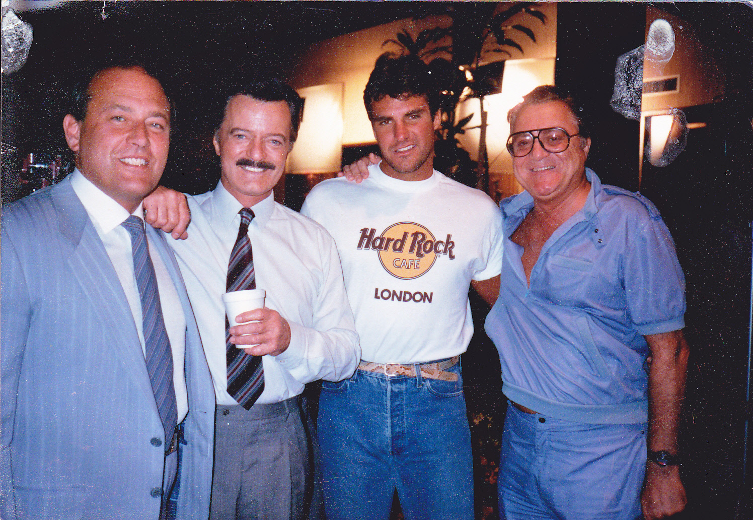 Edward Doumani, Robert Goulet, Craig Vincent & Pat Cooper at a 4th of July Event in Las Vegas (1987)