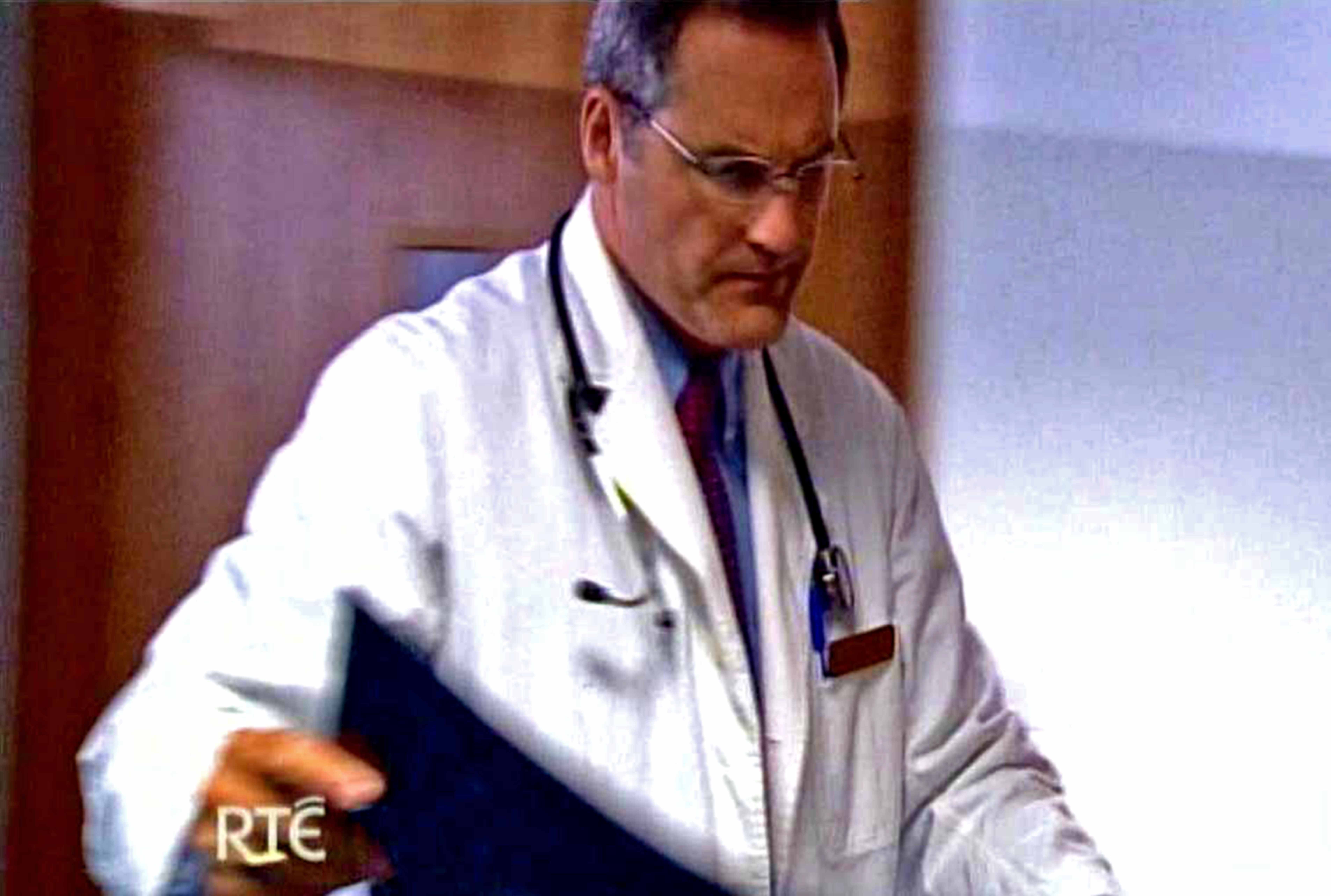 Peter Vollebregt as Dr. Richard Cane DOCTORS