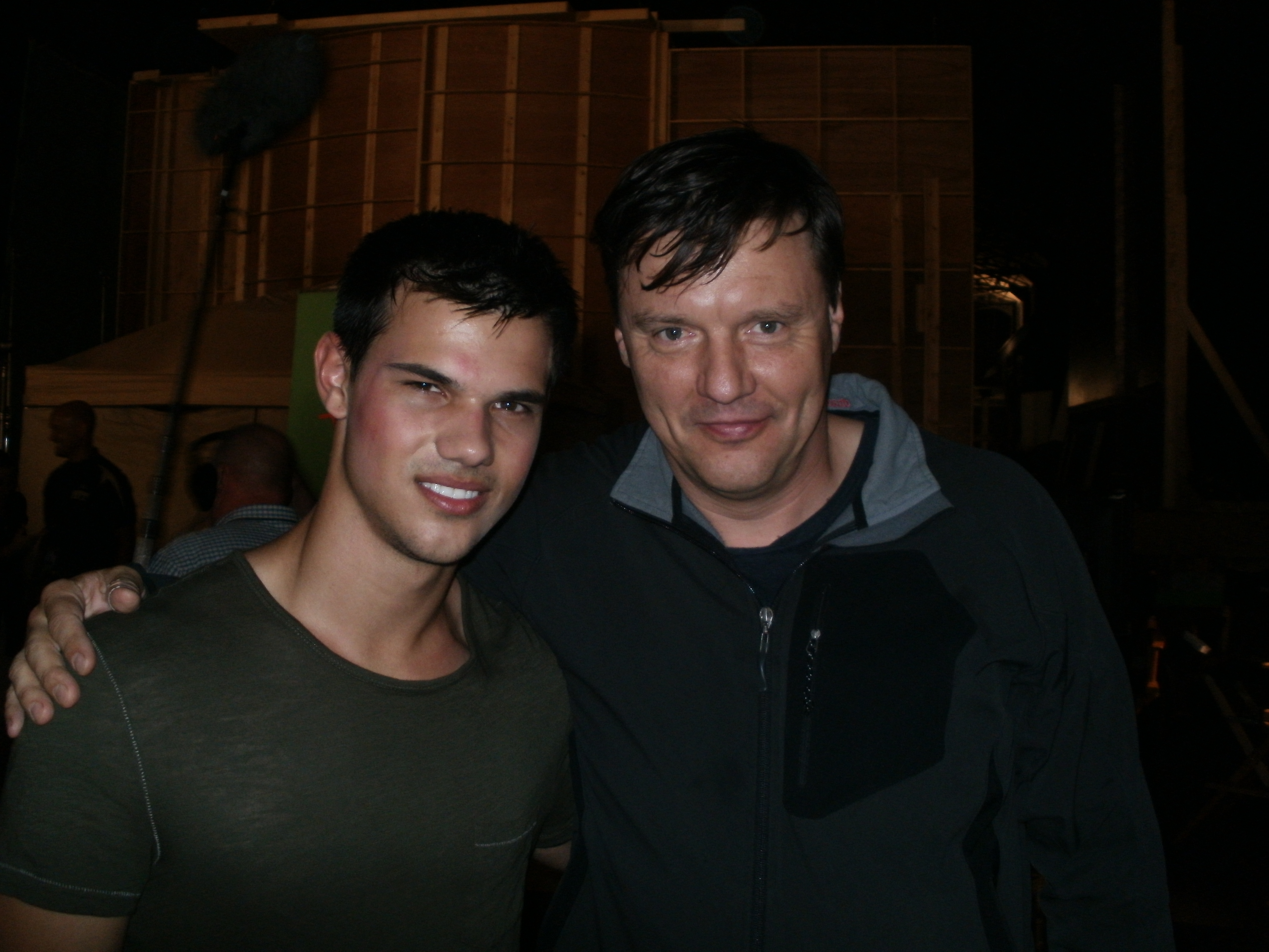 With Taylor Lautner on the set of 