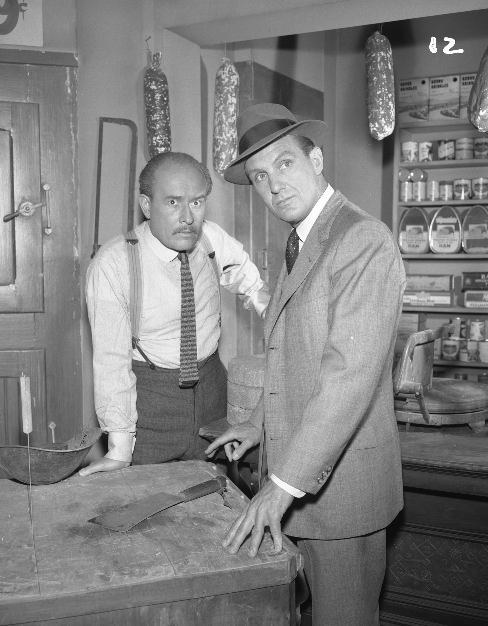 Still of Robert Stack and George Voskovec in The Untouchables (1959)