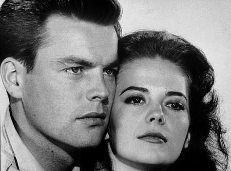 Natalie Wood and Robert Wagner during filming of 