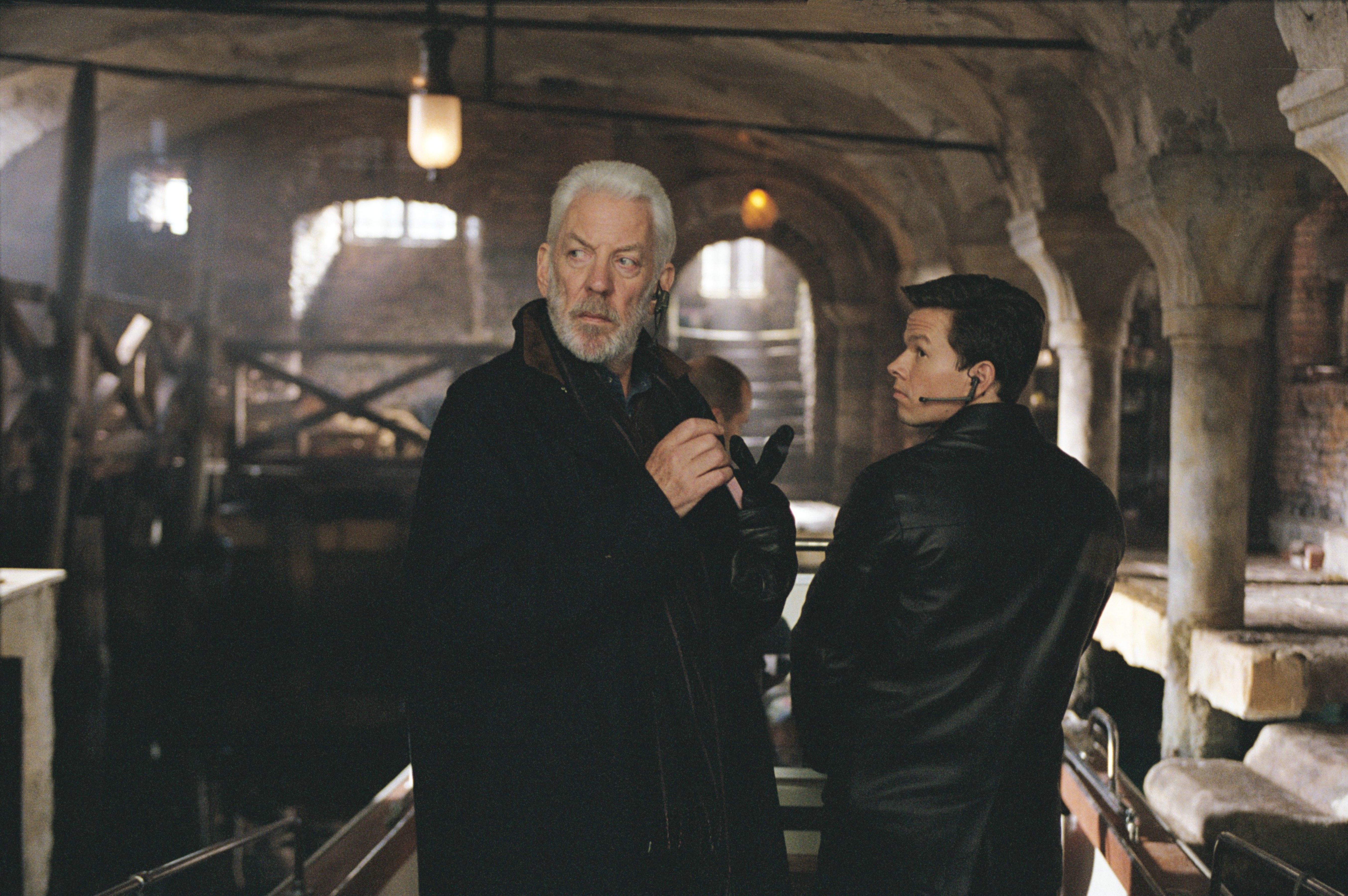 Still of Mark Wahlberg and Donald Sutherland in The Italian Job (2003)