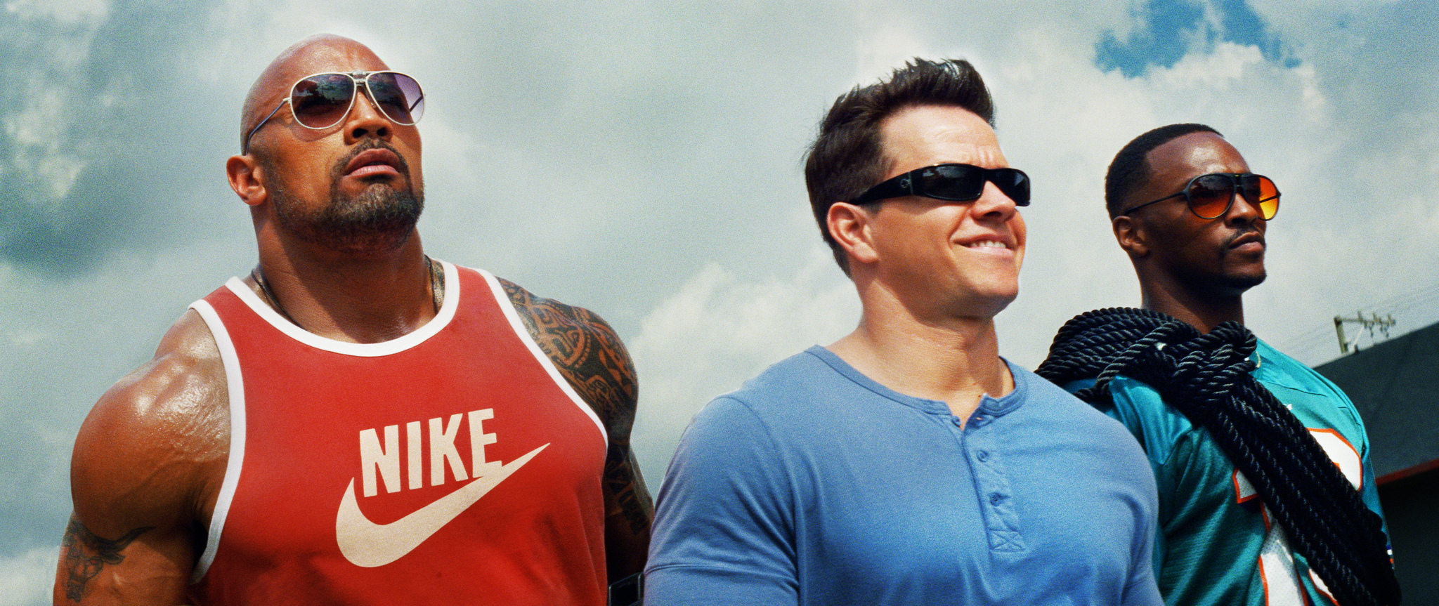 Still of Mark Wahlberg, Dwayne Johnson and Anthony Mackie in Kulturistai (2013)