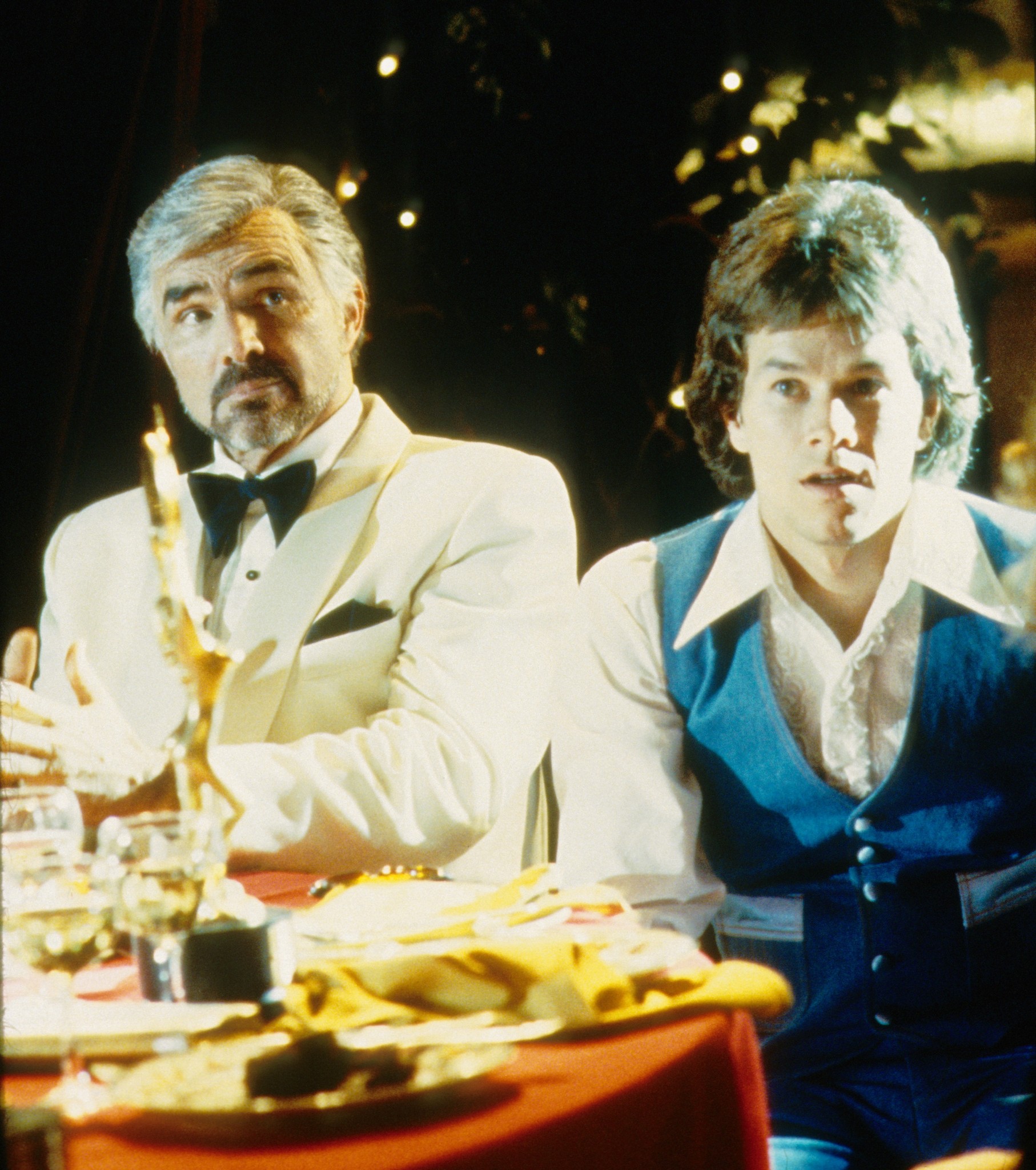 Still of Mark Wahlberg and Burt Reynolds in Boogie Nights (1997)