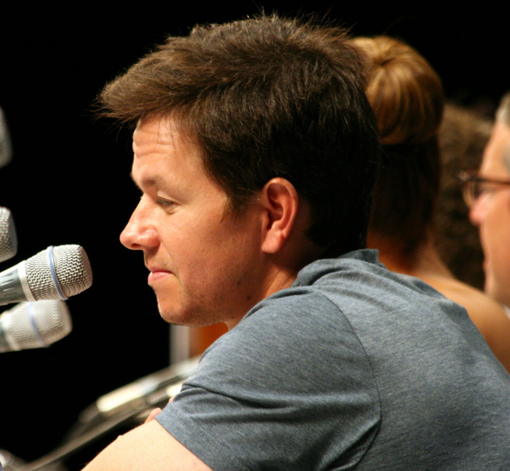 Mark Wahlberg at event of Rezerviniai farai (2010)