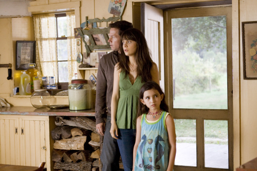 Still of Mark Wahlberg, Zooey Deschanel and Ashlyn Sanchez in Ivykis (2008)