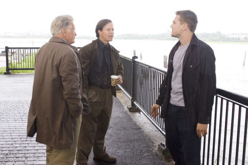 Still of Leonardo DiCaprio, Mark Wahlberg and Martin Sheen in Infiltruoti (2006)