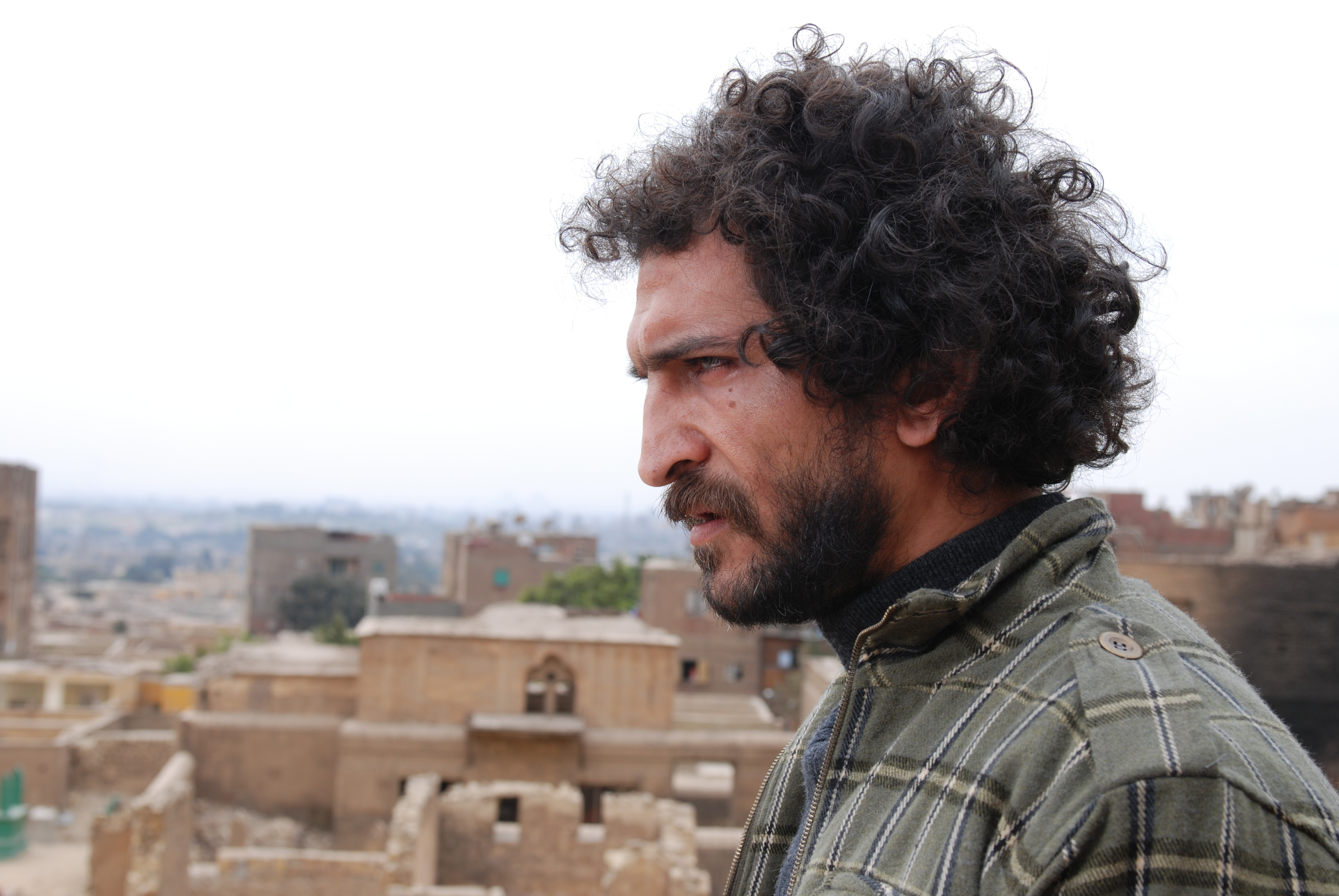 Amr Waked as Ashry in Ibrahim Labyad