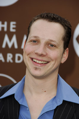Chris Walden at event of The 48th Annual Grammy Awards (2006)