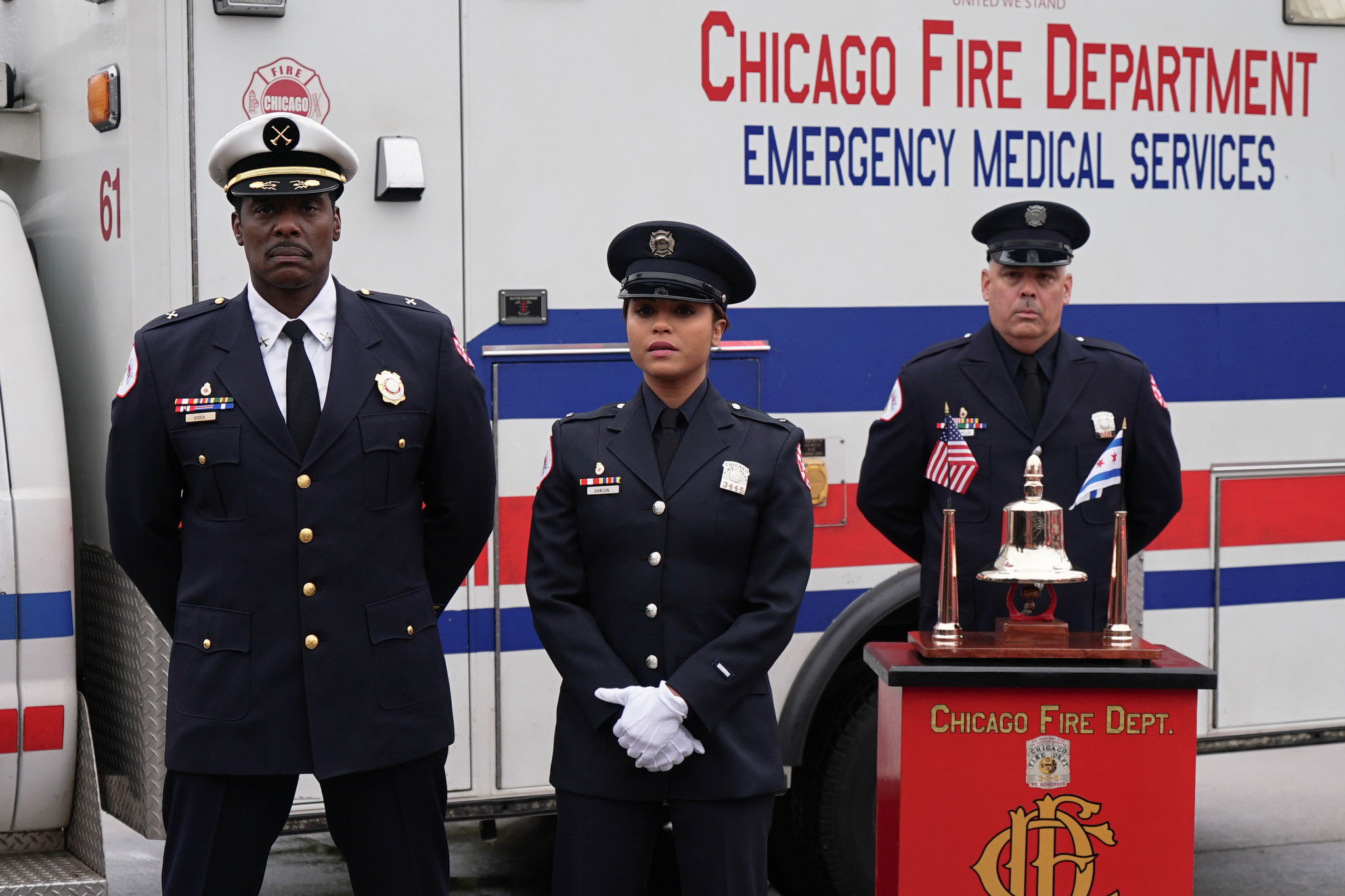 Still of Eamonn Walker and Monica Raymund in Chicago Fire (2012)