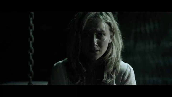 screenshot from Blue Family (2013)