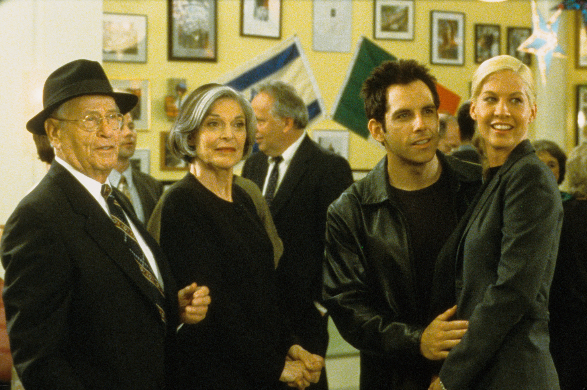 Still of Anne Bancroft, Jenna Elfman, Ben Stiller and Eli Wallach in Keeping the Faith (2000)