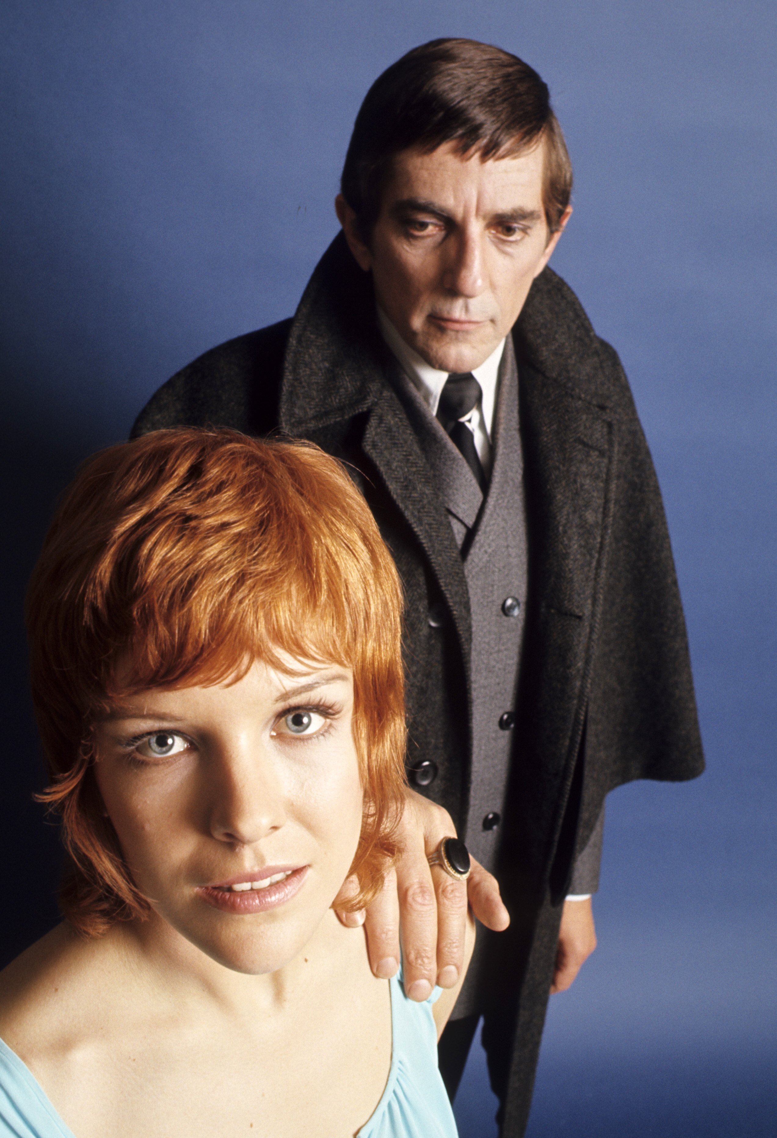 Still of Jonathan Frid and Donna Wandrey in Dark Shadows (1966)