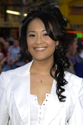 Kea Wong at event of Iksmenai 2 (2003)