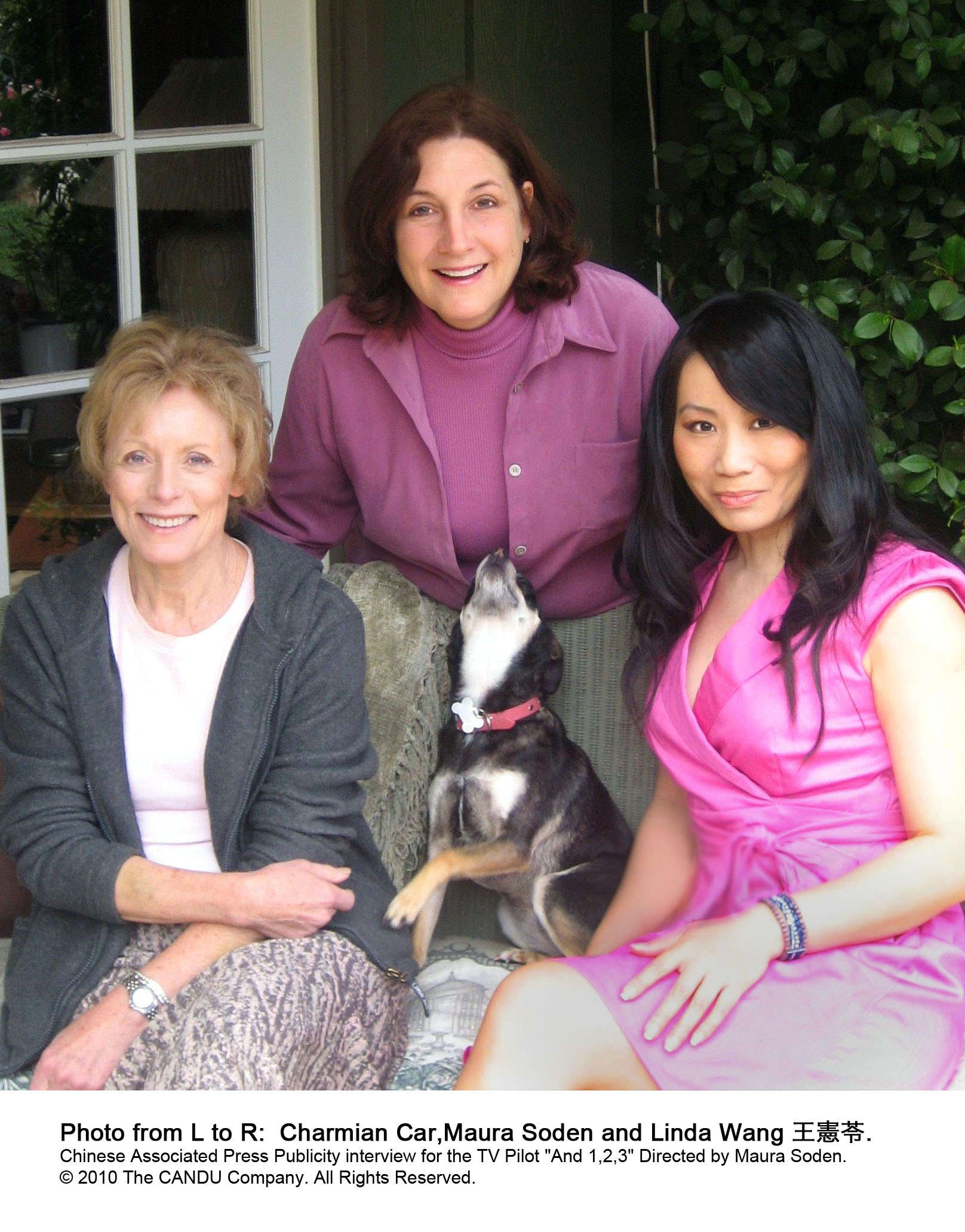 Photo from L to R: Charmian Carr (The Sound of Music) and Linda Wang.Chinese Associated Press Publicity interview for the TV Pilot 