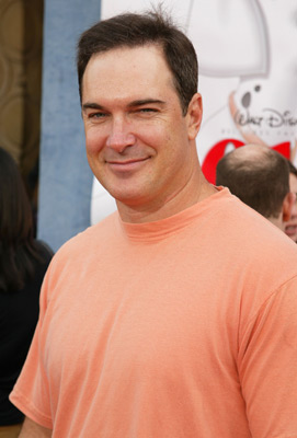 Patrick Warburton at event of 101 Dalmatians II: Patch's London Adventure (2003)