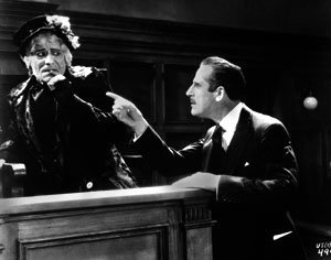 Still of Lon Chaney and E. Alyn Warren in The Unholy Three (1925)
